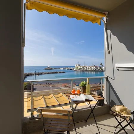 First Line - Parking Free Hébergement de vacances