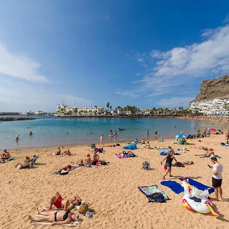 First Line - Parking Free