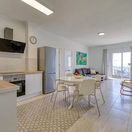 First Line - Parking Free Semesterbostad Mogán