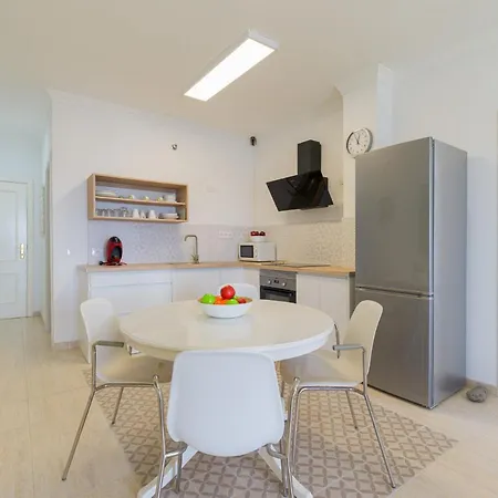 First Line - Parking Free Mogán