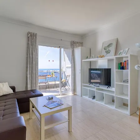 First Line - Parking Free Semesterbostad Mogán