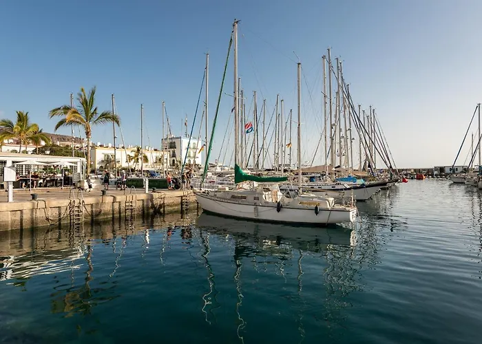 Hébergement de vacances First Line - Parking Free *